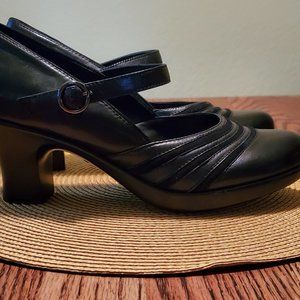 Dansko Becky Mary Jane Pump Heels EU 39 (US 8.5-9) Black *Never Worn*